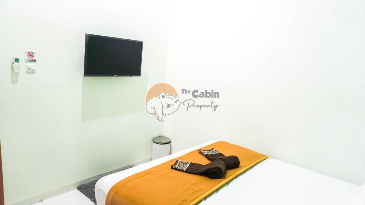 The Cabin Tugu Hostel Yogyakarta Exterior photo